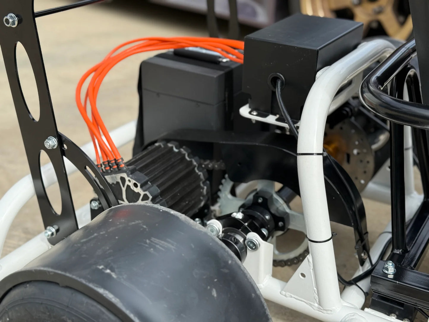 E-DRIFT KART - ELECTRIC DRIFTING KART